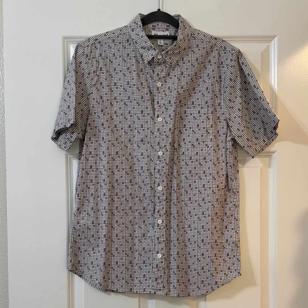 Abound Men's Short Sleeve Button-Down Shirt - Purple and White Pattern
